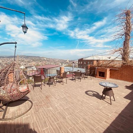 9 Borbalo Street Apartment With Terrace 第比利斯 外观 照片