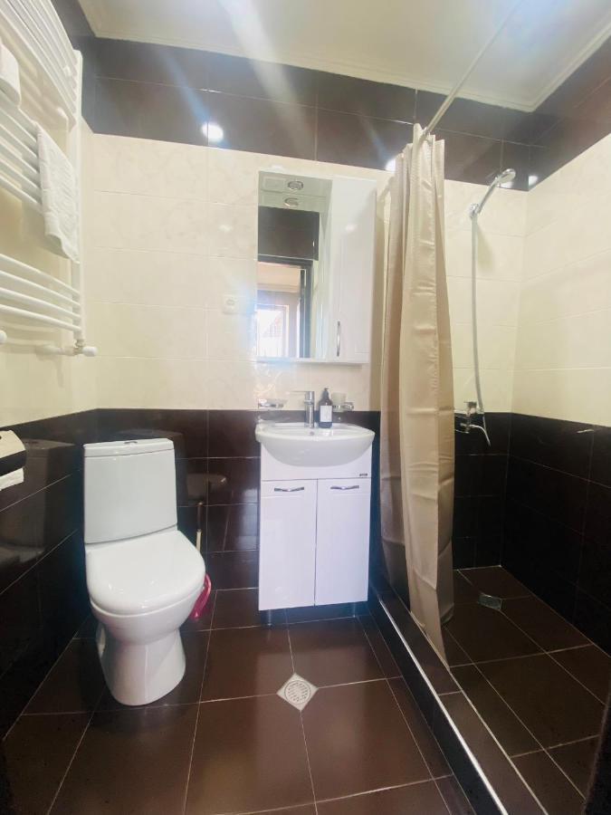 9 Borbalo Street Apartment With Terrace 第比利斯 外观 照片