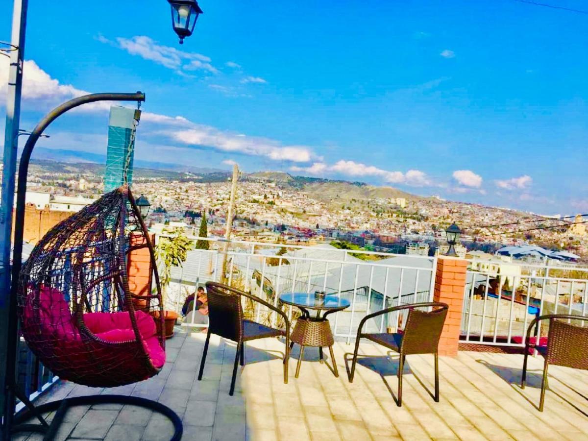 9 Borbalo Street Apartment With Terrace 第比利斯 外观 照片