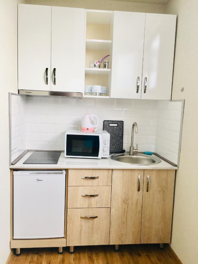9 Borbalo Street Apartment With Terrace 第比利斯 外观 照片